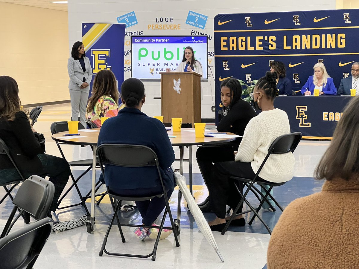 HenryCountyBOE's tweet photo. Partnerships make a community!  In the Eagle’s Landing Cluster of schools, we are proud of of the support that @Publix provides to our neighborhoods and incredibly thankful for over $32,000 of sponsor and patron support earmarked for students in a Henry County! #youbelonginhenry https://t.co/mQCDgDnb1G