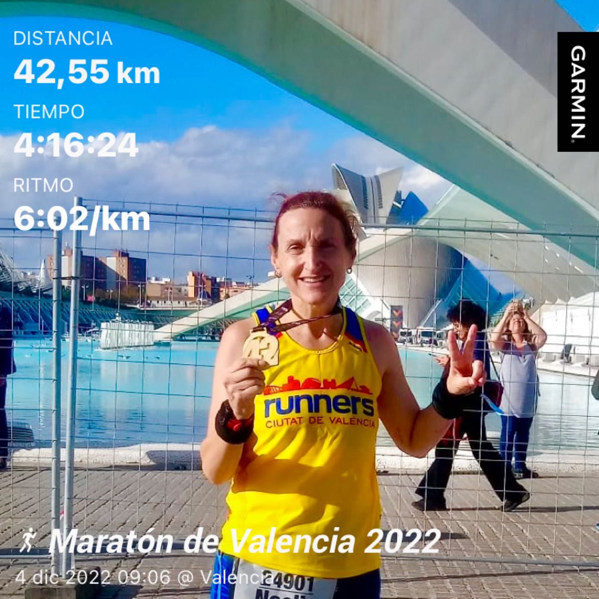 MisNoe's tweet photo. Una experiencia brutal, cada carrera tiene una historia y una maratón siempre es la historia más larga, sufrida y emocionante que puedes vivir. Equipo Runners Ciutat de Valencia. 2ra Maratón de Valencia.
#maratondevalencia #misganasganan https://t.co/Mttqab7kuu