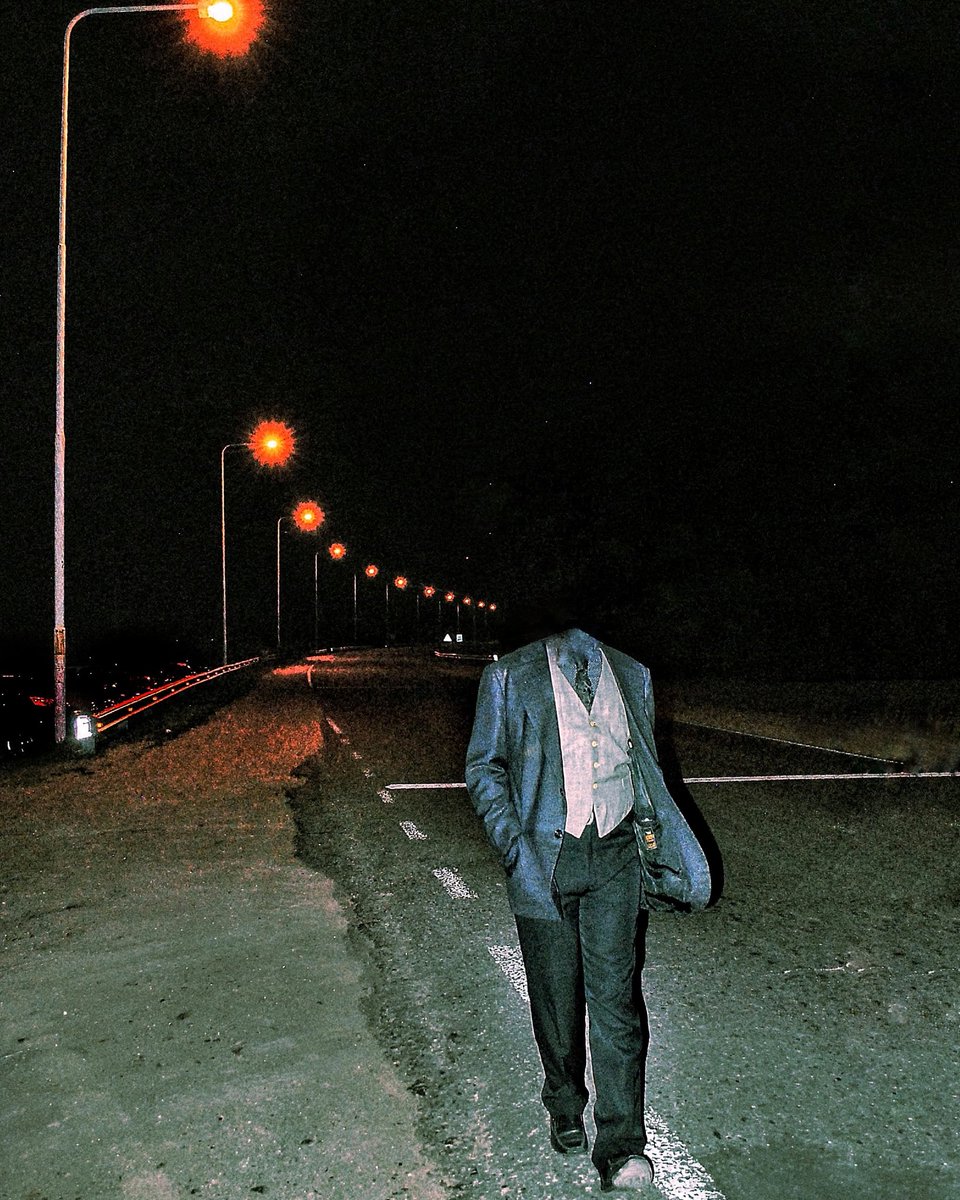 AlbumAura's tweet image. 