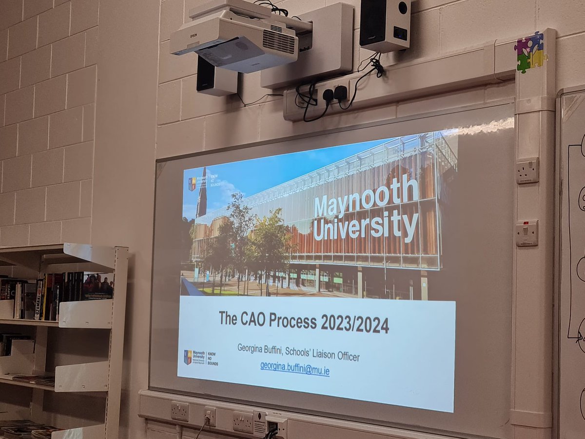 WexCBS's tweet photo. Great turn out tonight from parents/guardians to learn more about the CAO process from Georgina from Maynooth University. Thank you to all who took the time to come along. #CAO #maynooth #thinkingahead #makingfutureplans #classof2023 https://t.co/qK1AqSuwlB