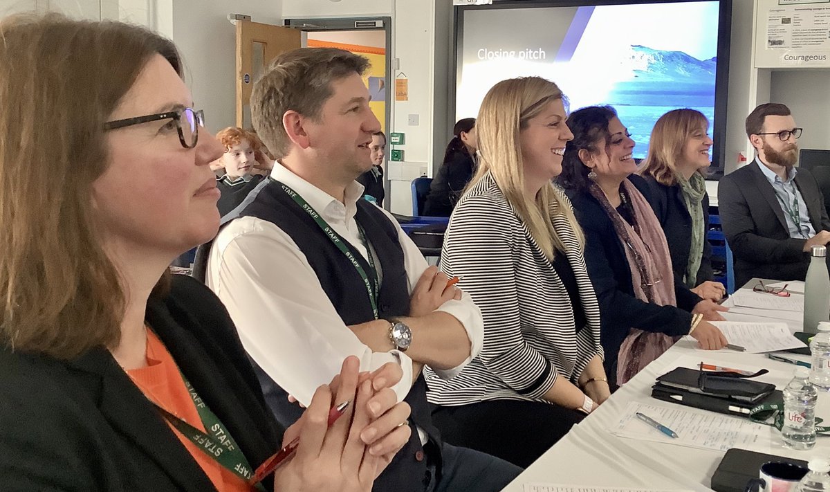 fraserteach's tweet photo. @kari_herbert @SHSGirlsPrep @kateepink @imaginecentre Your inspirational book was a prize sourced from @RegencyBookshop. These fearless explorers faced an intrepid ‘Dragons’ Den’ 🐲to be proclaimed overall winners in our polar expedition 🏆🌐competition. https://t.co/azMYPdkMEO
