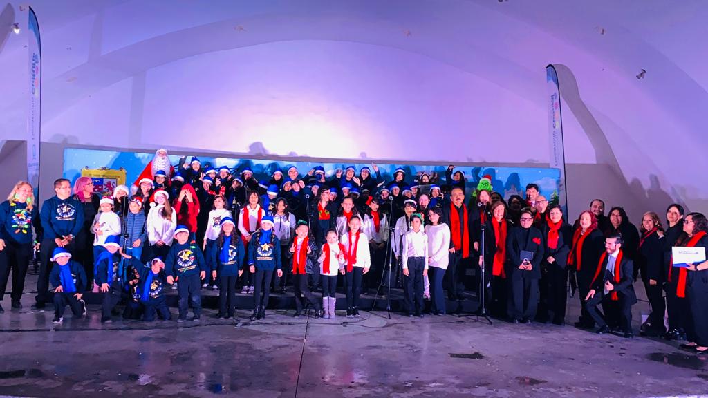 GobSanNicolas's tweet photo. #OrgulloSN🌟 | El domingo 4 de diciembre, la comunidad disfrutó de una noche mágica al compás de los coros nicolaítas que se presentaron en la Concha Acústica de la Plaza Bernardo Reyes para el especial de Villancicos Navideños.

@daniel_carrillo https://t.co/cCw4rDzIX8
