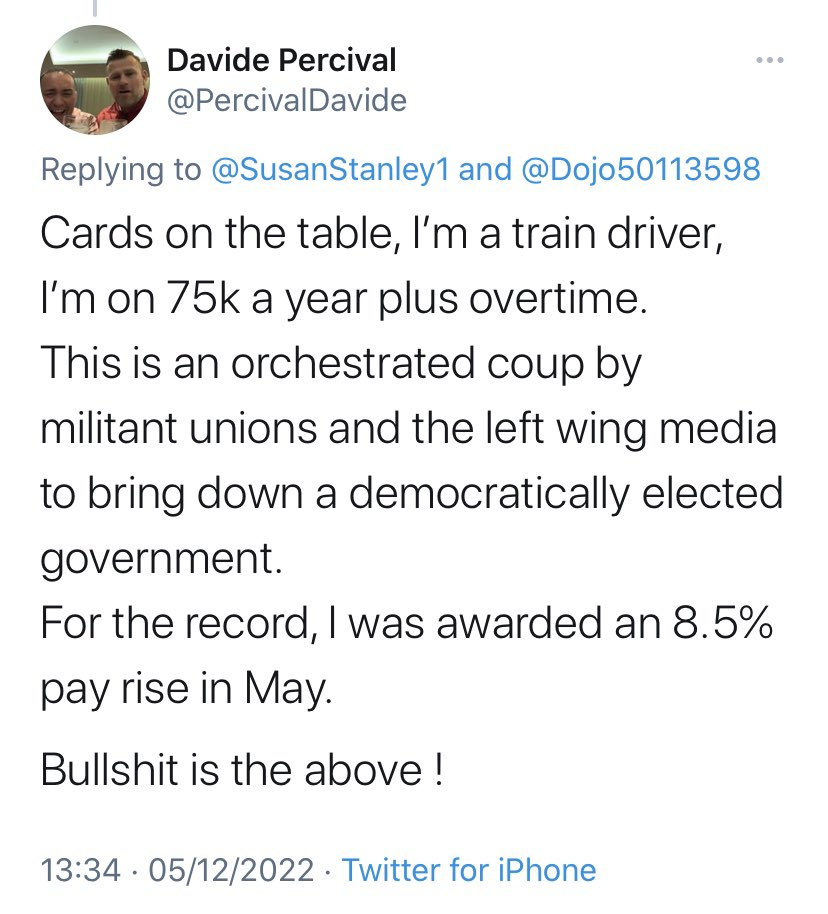 FubsyShabaroon's tweet photo. “Cards on the table, I’m a bot” https://t.co/xCyLbY6is1
