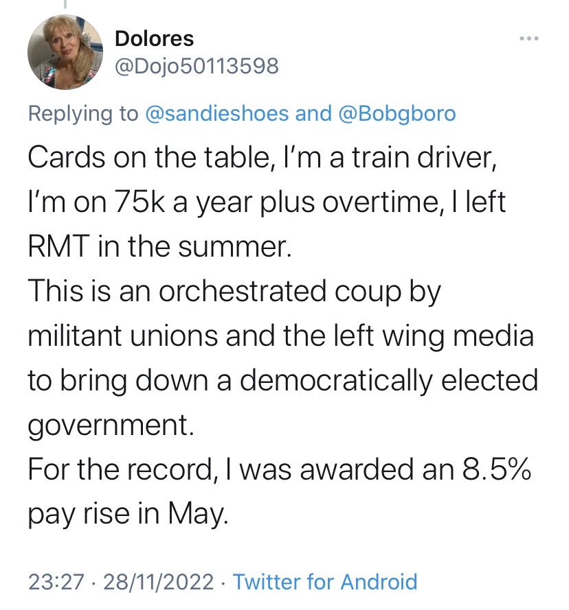 FubsyShabaroon's tweet photo. “Cards on the table, I’m a bot” https://t.co/xCyLbY6is1