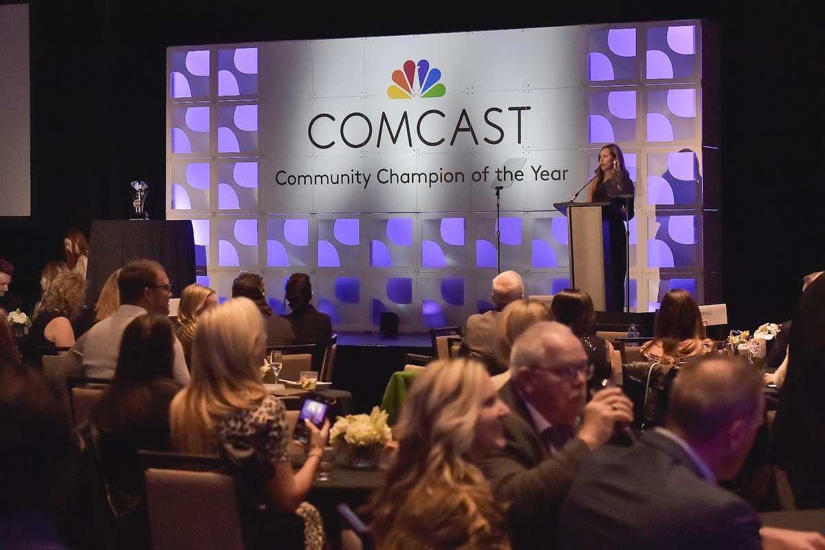 CaseyBoat's tweet photo. 2022 #ComcastCommunityChamp program ✔️
Congrats to our incredible finalists & Champ, @itsjesferreira! The impact you all have on the community is truly inspiring. Thanks to @comcast & @GMRMarketing for the opportunity to help manage this program for the past 7 years! #GMRClient https://t.co/Cm6RTCw8za