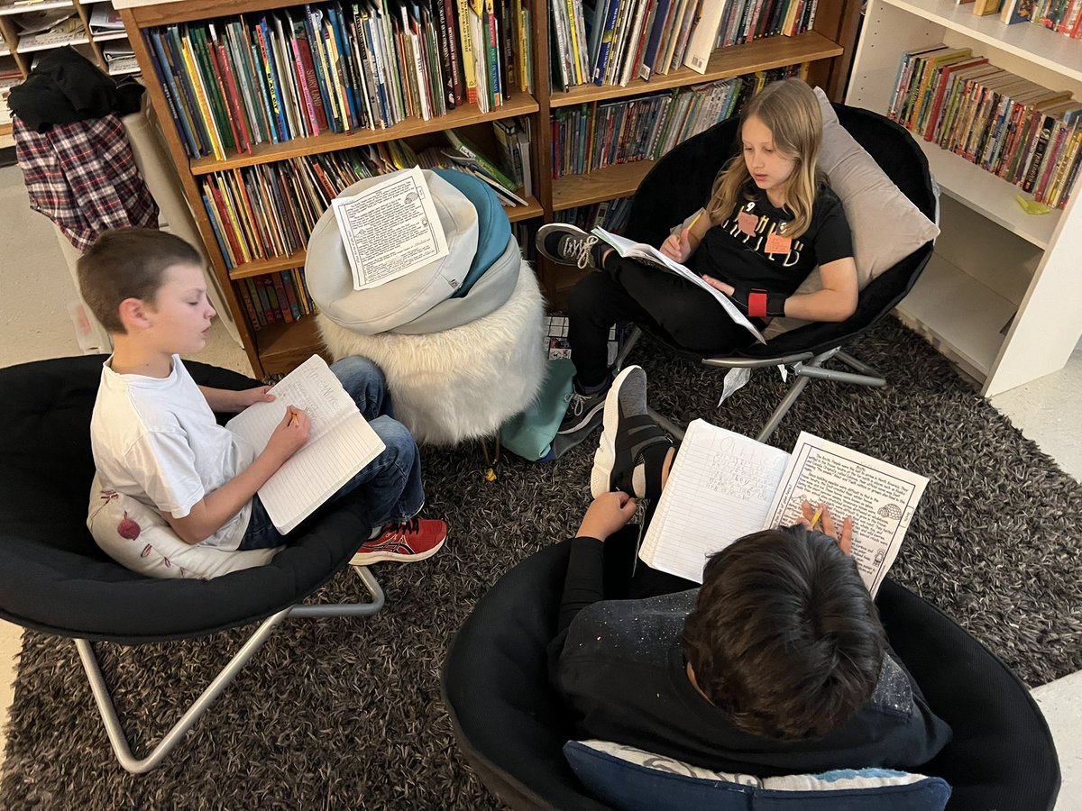 Preparing our scripts for our stop motion videos. Our culminating project for our special studies standards this quarter. We cannot wait to complete them with <a href="/CobbInTech/">CobbInTech</a> Thursday! <a href="/duewest_es/">Due West</a>