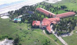 roquemocan's tweet photo. Una pregunta, para saber: ¿No habría salido más fácil - para la familia dueña del Tesoro Beach - hacer  su "Cancún" sobre el mismo Tesoro Beach? Y limitar la depredación ambiental? https://t.co/jK2xDncLMF