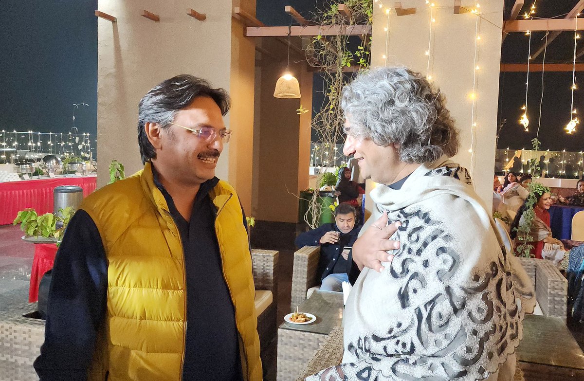 RajeshwarS73's tweet photo. I wish my friend Imran &amp; Saba a very happy 6th marriage anniversary. I pray to God that the warmth of your relationship continue to grow each day of your life.
Wish you both a lifelong togetherness.

Greetings to @azhar_tg for putting up a soulful performance. https://t.co/LoeXAYKEvi