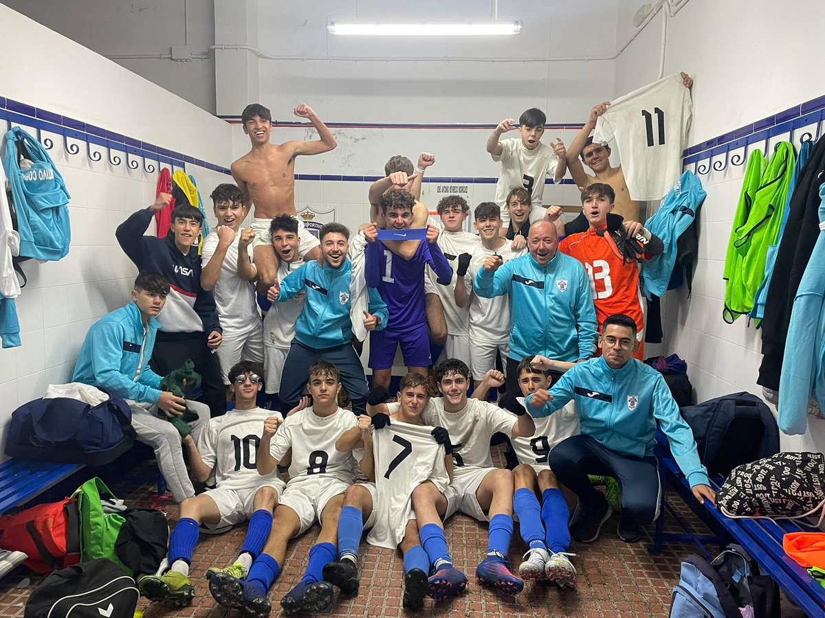 RESULTADOS de la Jornada 10
Cadete:
Cortes 2️⃣ - 4️⃣ Unión Benahavis

Juvenil:
Cortes 2️⃣ - 1️⃣ Benalmádena Atlético 

Nueva victoria del juvenil (1ª en su estadio) con goles de Rafael Lara y Jesús Pino. Nuestro portero Carlos paró un penalti decisivo con 0-0.