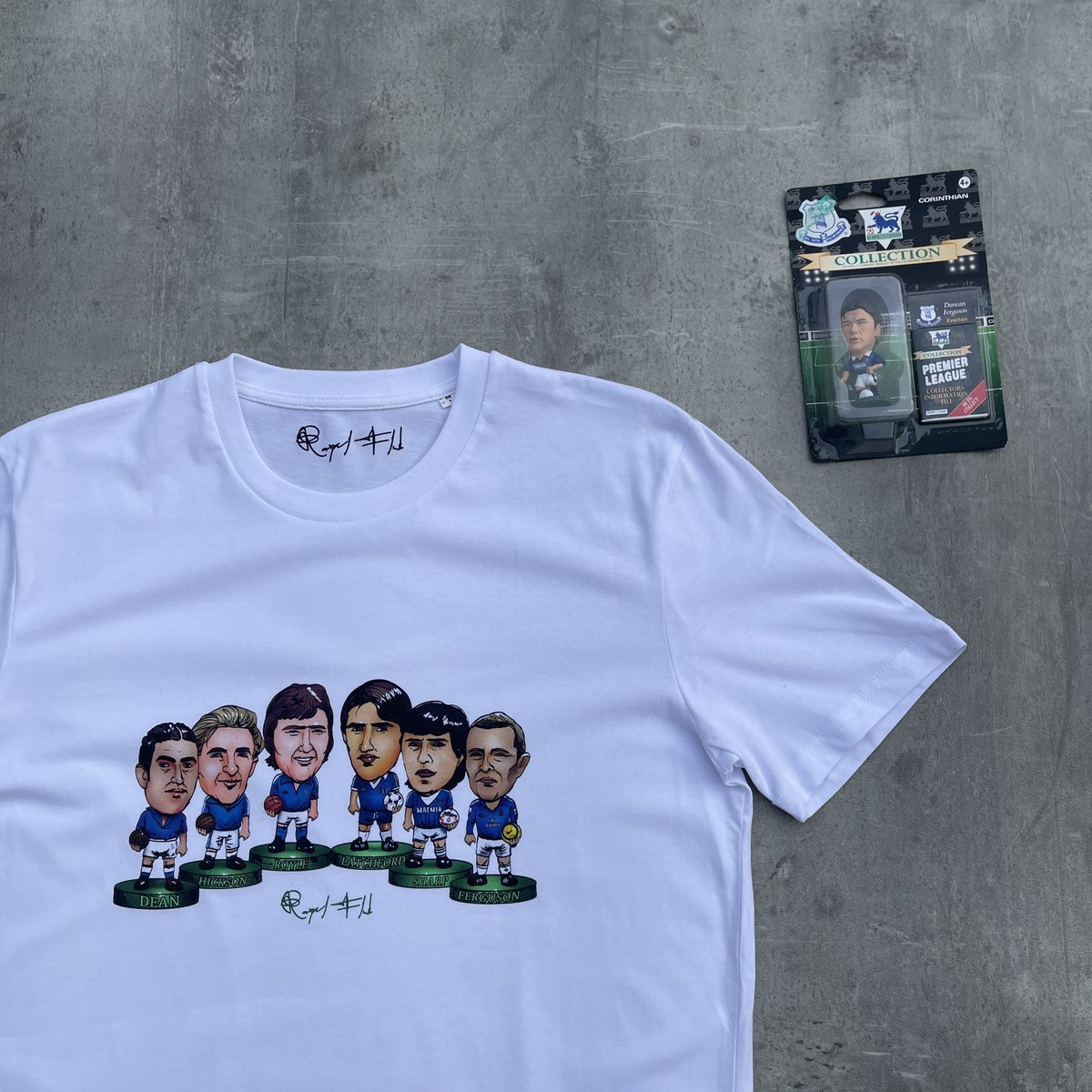 RyalFlush's tweet image. * GIVEAWAY *

To help celebrate the release of our new Everton 9’s Pro Star design we’re giving one away with this collectible Duncan Ferguson.

To win both of these:

- follow @RyalFlush 
- Retweet this.

We’ll pick a winner on Thursday.

If you buy one &amp;amp; win you’ll be refunded