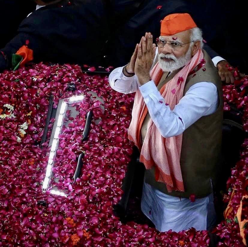 khushsundar's tweet photo. History will be rewritten again. @BJP4Gujarat will see a straight consecutive win for the 7th time. Magic of our PM shri @narendramodi
Ji continues. 🙏🙏🙏🙏👏👏👏👏👏👏
@BJP4India
#GujaratExitPolls https://t.co/QrL9jg7jX8
