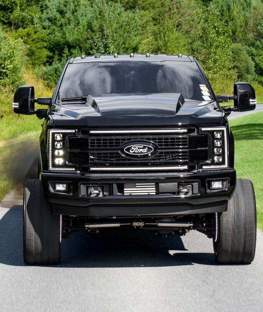 🔑 Winners never quit and Quitters never win.

#Trucking #truckers #TruckDriver #trucker #trucks #truck #truckdaily