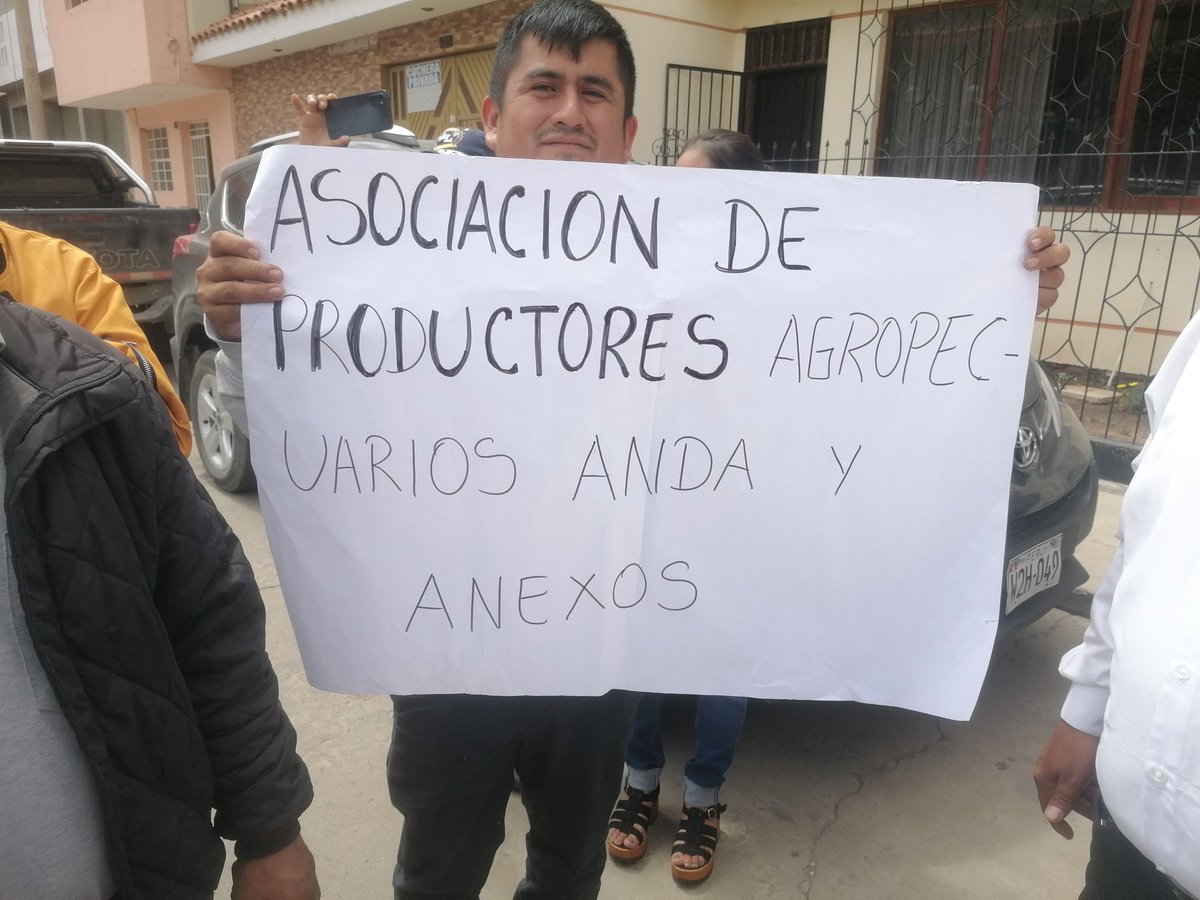 OSFEDI1's tweet image. Un hecho histórico en la región #Huánuco al aprobar la transferencia de 15 mil millones de soles que van a beneficiar a más de 1235 familias agrícolas.  #Huánuco sí cree en la reforma agraria del pueblo💪🇵🇪