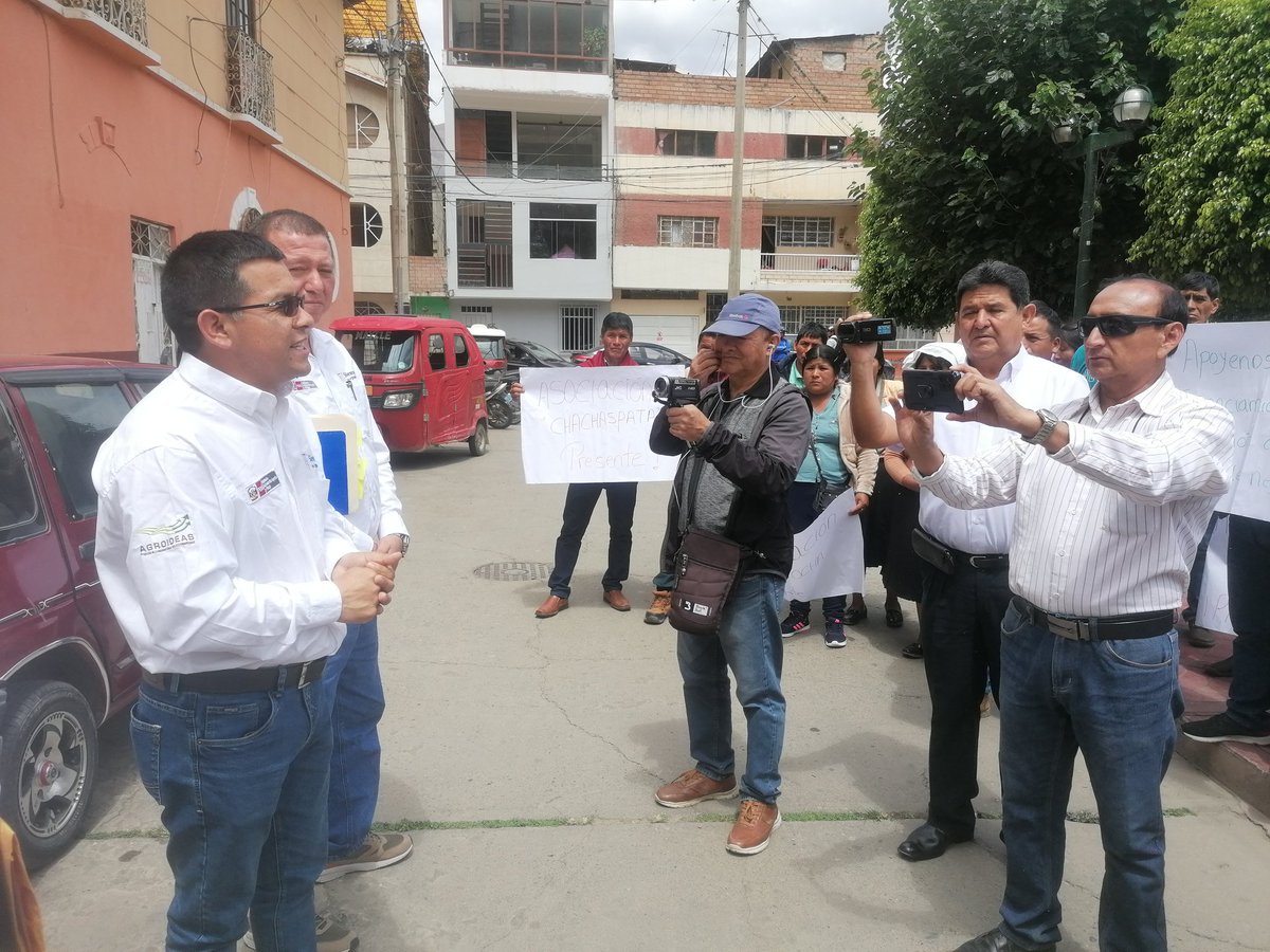 OSFEDI1's tweet image. Un hecho histórico en la región #Huánuco al aprobar la transferencia de 15 mil millones de soles que van a beneficiar a más de 1235 familias agrícolas.  #Huánuco sí cree en la reforma agraria del pueblo💪🇵🇪