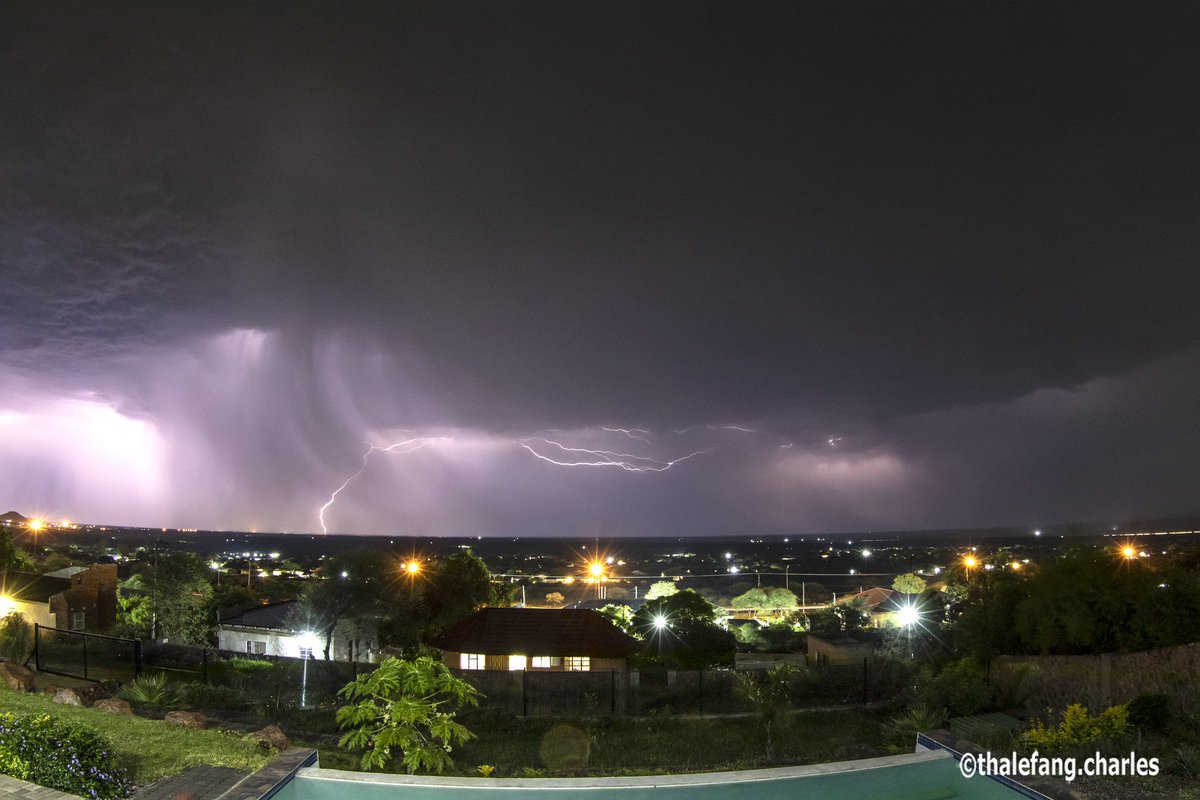 Maruapula 
#maruapula #rainclouds #pula #nightscape #longexposure #CharlieRocks #Morwa #Botswana🇧🇼
