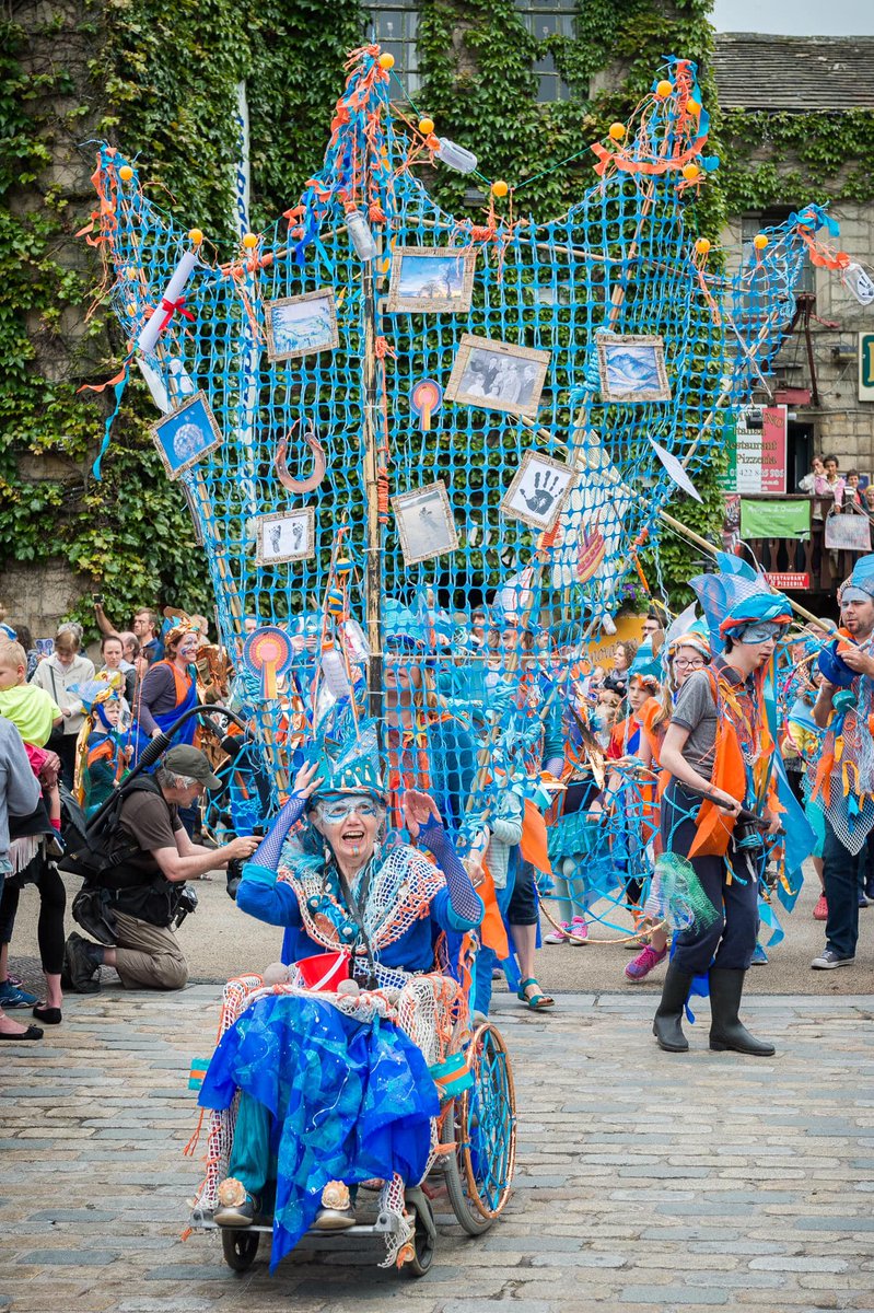 Blackburn Festival of Light (@bbfestoflight) on Twitter photo Join us from 1-4pm Sat & Sun - wheelchair and mobility scooter users & people with pushchairs are invited to come along and work with an artist to create a bird themed outfit and attachments for your wheels!
Book your space here - bit.ly/3FsXP2Z
Picture - <a href="/HmadeParade/">Handmade Productions</a> Join us from 1-4pm Sat & Sun - wheelchair and mobility scooter users & people with pushchairs are invited to come along and work with an artist to create a bird themed outfit and attachments for your wheels!
Book your space here - bit.ly/3FsXP2Z
Picture - <a href="/HmadeParade/">Handmade Productions</a>