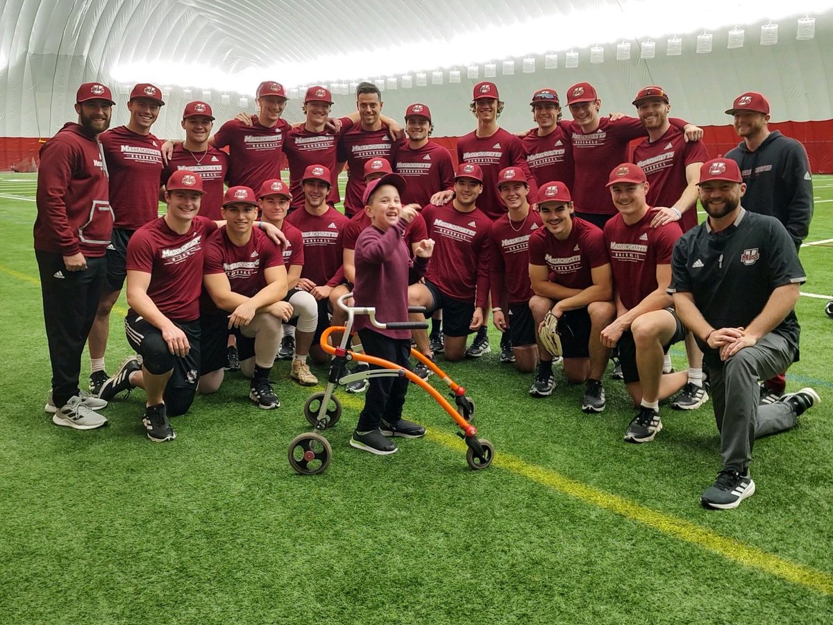 Join us in welcoming our newest teammate, Blake! ⚾️

Excited to have Blake be an official member of our team through <a href="/GoTeamIMPACT/">Team IMPACT</a>! 😁

📰 bit.ly/3F743UT

#Flagship🚩