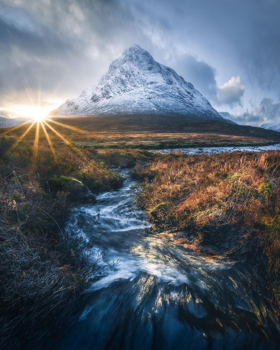 VisitScotland's tweet photo. A classic Highland view, ye cannae beat it! 😍🏔️ What's YOUR favourite view in #Scotland?

📍 Buachaille Etive Mòr, #Highlands 📷 IG/alextrowskiphotography https://t.co/NJ2pi2BOCT