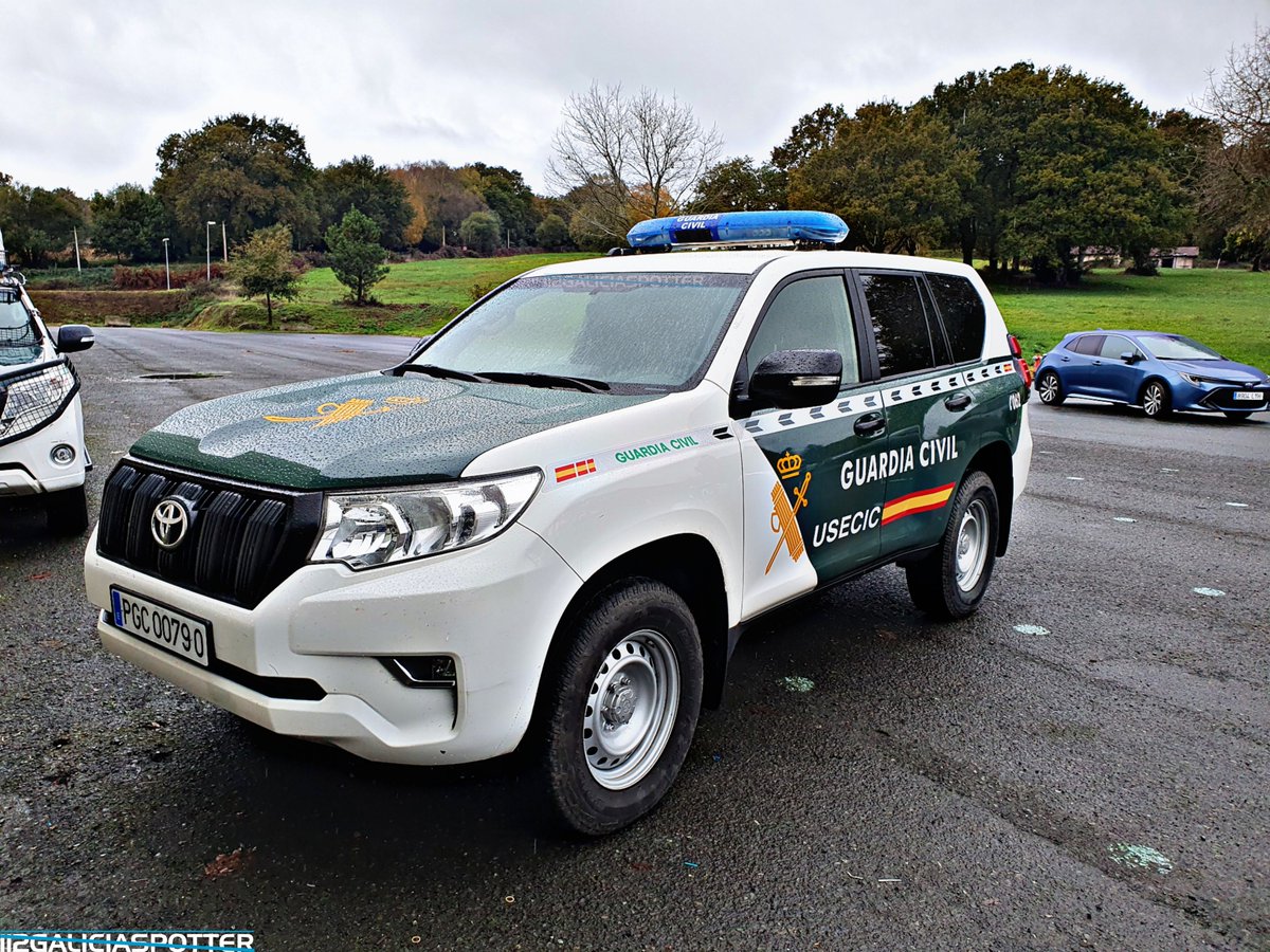 GaliciaSpotter's tweet photo. Toyota Land Cruiser perteneciente a la unidad del USECIC de la Guardia Civil.
@guardiacivil @AUGC_USECIC @feriaSEDEXPO
#emergency #guardiacivil #toyota #veblinter #police #usecic #isae #policecar #vehicle #sedexpo #sedexpo2022 #sedexpo22 https://t.co/PBMxgMpLsC