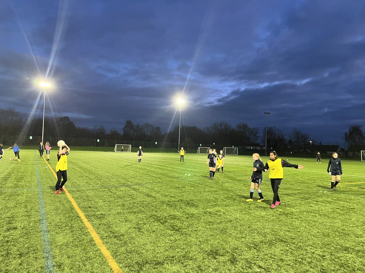 SharplesPE's tweet photo. A fantastic night of football at @Westhoughton_PE today! Our KS3 team came away with a 5-1 win with the KS4 team drawing 5-5 in what was a brilliant, end-to-end match! The girls will face Smithills next week in their final league game!🥇⚽️ @SharplesSchool https://t.co/4ODoobBbS0