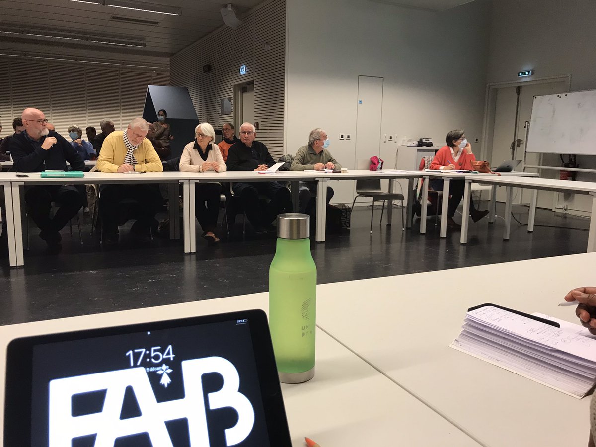 #representation 

Présente ce soir à la plénière du <a href="/CodevRennes/">CD métropole Rennes</a> pour <a href="/la_fahb/">FAHB</a> 

⚪️ Retour sur « Et si on parlait de toit » dans le cadre du PLH #logement #70propositions 
⚪️ Programmation 2023 
⚪️ Démocratie participative