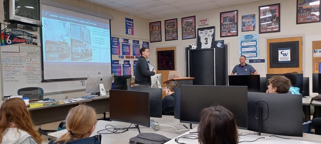 ConradWeiserHS's tweet photo. On November 30th, CWHS students in Mr. Knarr’s Drawing, Design, and Innovation Class had the opportunity to learn about zoning regulations from the South Heidelberg Township Manager, Sean McKee. Thank you, Mr. McKee!
#WeAreWeiser https://t.co/qfmVytLlJP