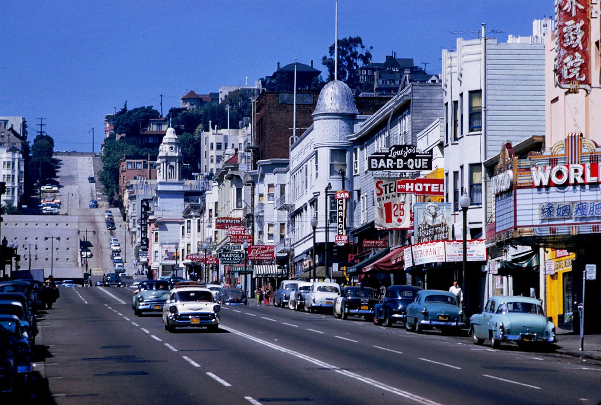 Kodakforever's tweet photo. 📸 Broadway west  from Grant-  San Fransisco 1957
 #kodak #colorslides #kodachrome #35mm © Charles W. Cushman from https://t.co/wGLwqjE4Zd https://t.co/gyAJxjEivY