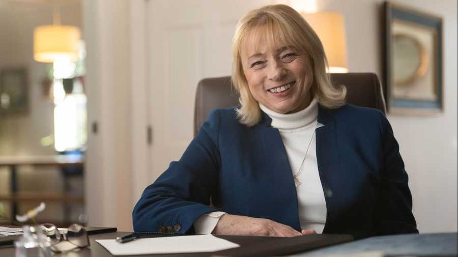 CharlesSkold's tweet photo. On Wednesday, Maine will be the only State where women lead the top post in all three branches of government: Gov. Janet Mills, Chief Justice Valerie Stanfill, and Speaker of the House Rachel Talbot Ross.
Proud to serve under their leadership and cast my vote for @RTalbotRoss! https://t.co/rcN9lEhCbj