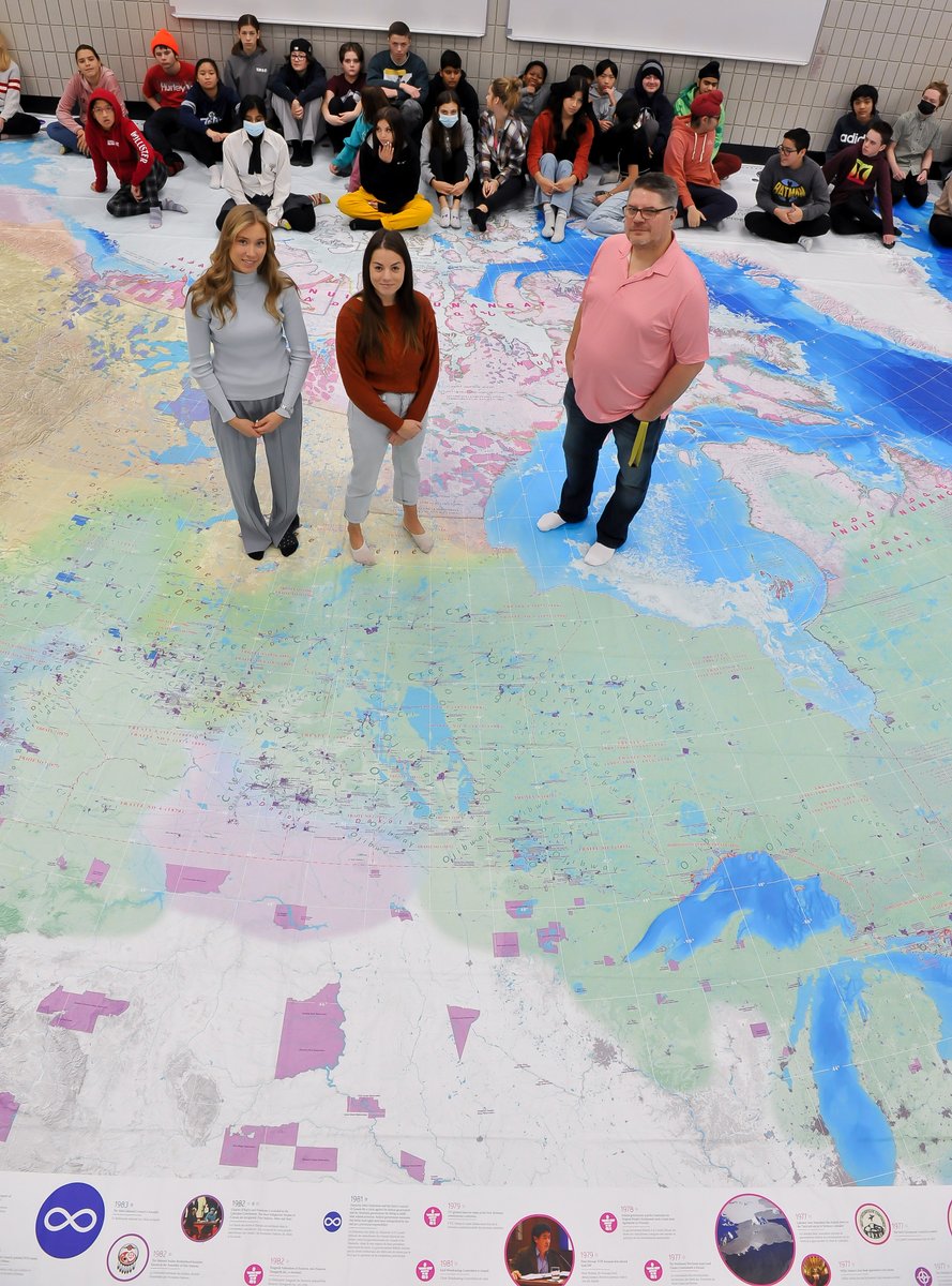 RETSDschools's tweet image. At @bw_RETSD, Grade 8 students explored the Indigenous Peoples Atlas of Canada (IPAC) map. They identified their own connections to the land &amp;amp; their understanding of the history of Indigenous people in Canada. To learn more: bit.ly/3UssLog (Photos: Norbert K. Iwan)