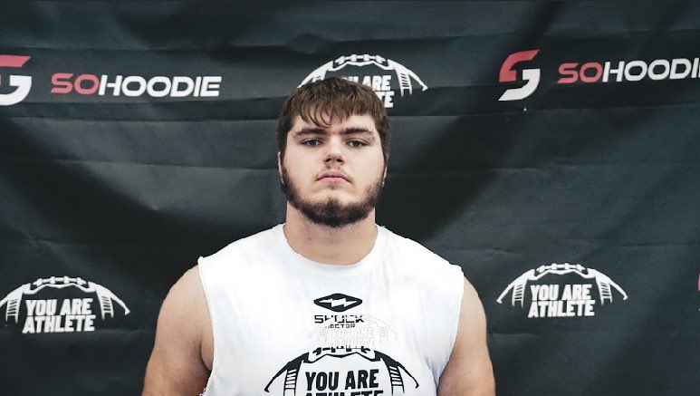 JackHunt58's tweet photo. Blessed to be named #1 center and top 5 o line at the @youareathlete camp. @RecruitGeorgia @ExpoRecruits @BHoward_11 @CoachRock73 https://t.co/kDBAAqiIWa