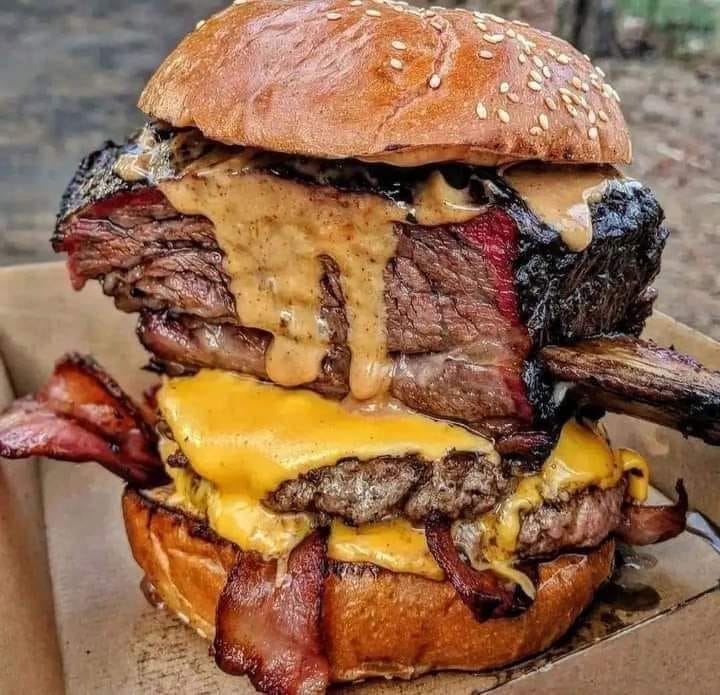 Calling all BBQ lovers!!🚨

Dog Days Southern BBQ restaurant's grand opening is tomorrow, Tuesday, December 6th!

Check out their wide variety of mouth-watering BBQ that is sure to keep you coming back!🤤

#VisitCK #SeeYouInCK #CKont #CKAttractionPromotion #DiscoverON