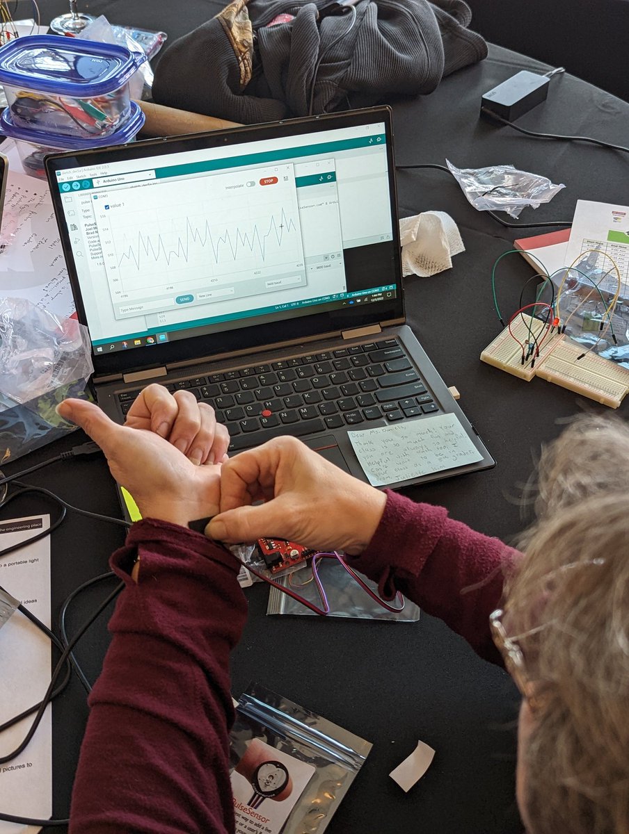 ASSISTCenter's tweet photo. Check out Ms. Daniels working with a pulse sensor, @apexfriendship! She's learning about #arduino at our Sensors in the Classroom 101 workshop today. 
@ncstateece @ncstateengr @ncstate #NSFFunded @NSF #STEMeducation @sparkfun @NCStateWilson https://t.co/K6CDveVAah