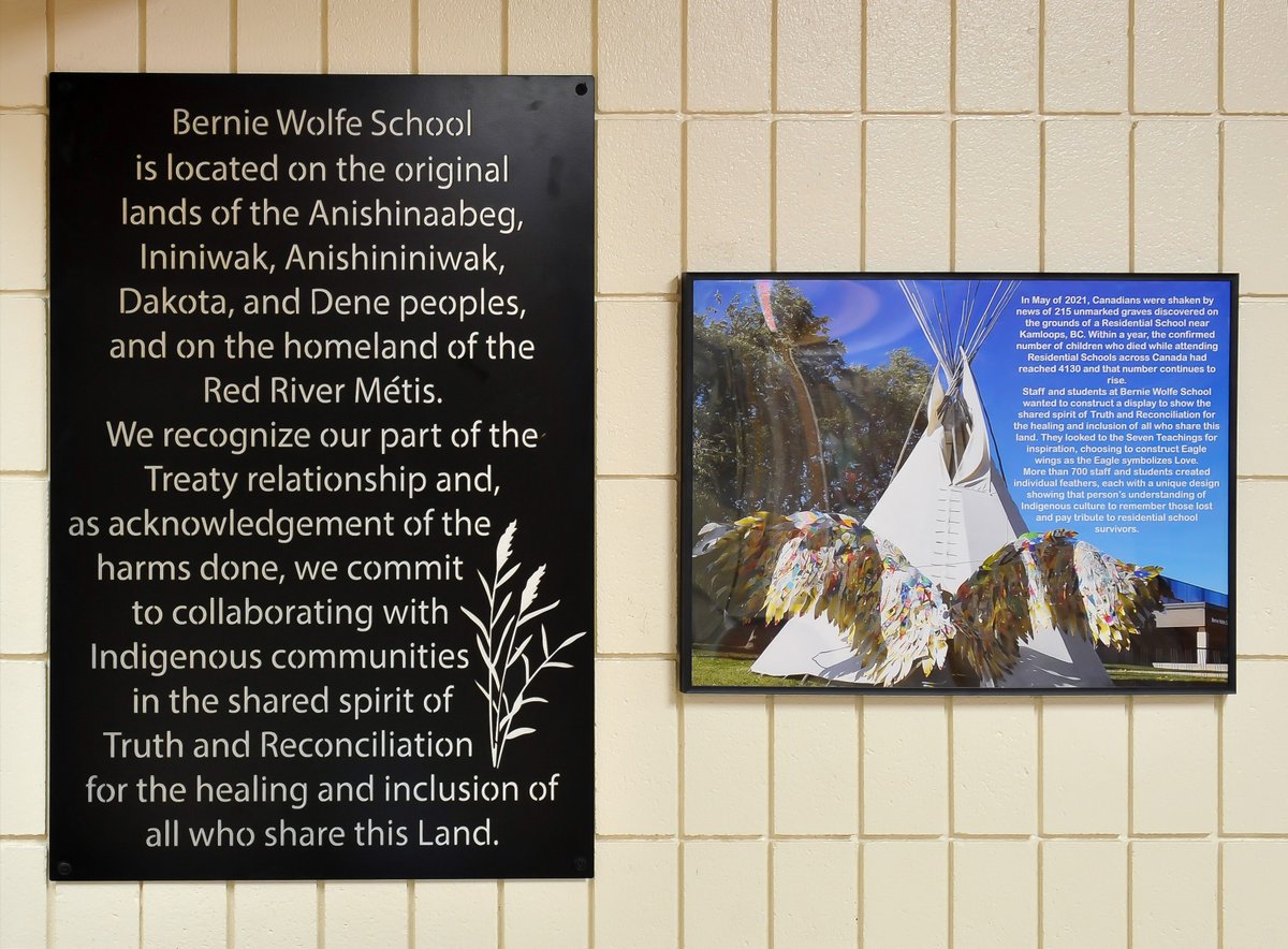 RETSDschools's tweet image. At @bw_RETSD, Grade 8 students explored the Indigenous Peoples Atlas of Canada (IPAC) map. They identified their own connections to the land &amp;amp; their understanding of the history of Indigenous people in Canada. To learn more: bit.ly/3UssLog (Photos: Norbert K. Iwan)