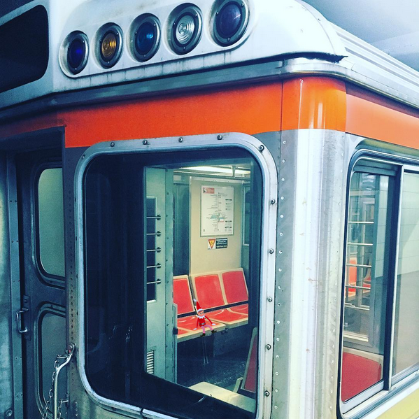 SEPTAPHILLY's tweet photo. 12/5 Flyers 🏒
12/7 Flyers 🏒
12/9 Sixers 🏀
12/10 Army-Navy 🏈
12/11 Sixers 🏀
#ISEPTAPHILLY #waytogo #BroadStreetLine #SportsExpress #ElfOnTheSEPTA https://t.co/omhOmrirfY