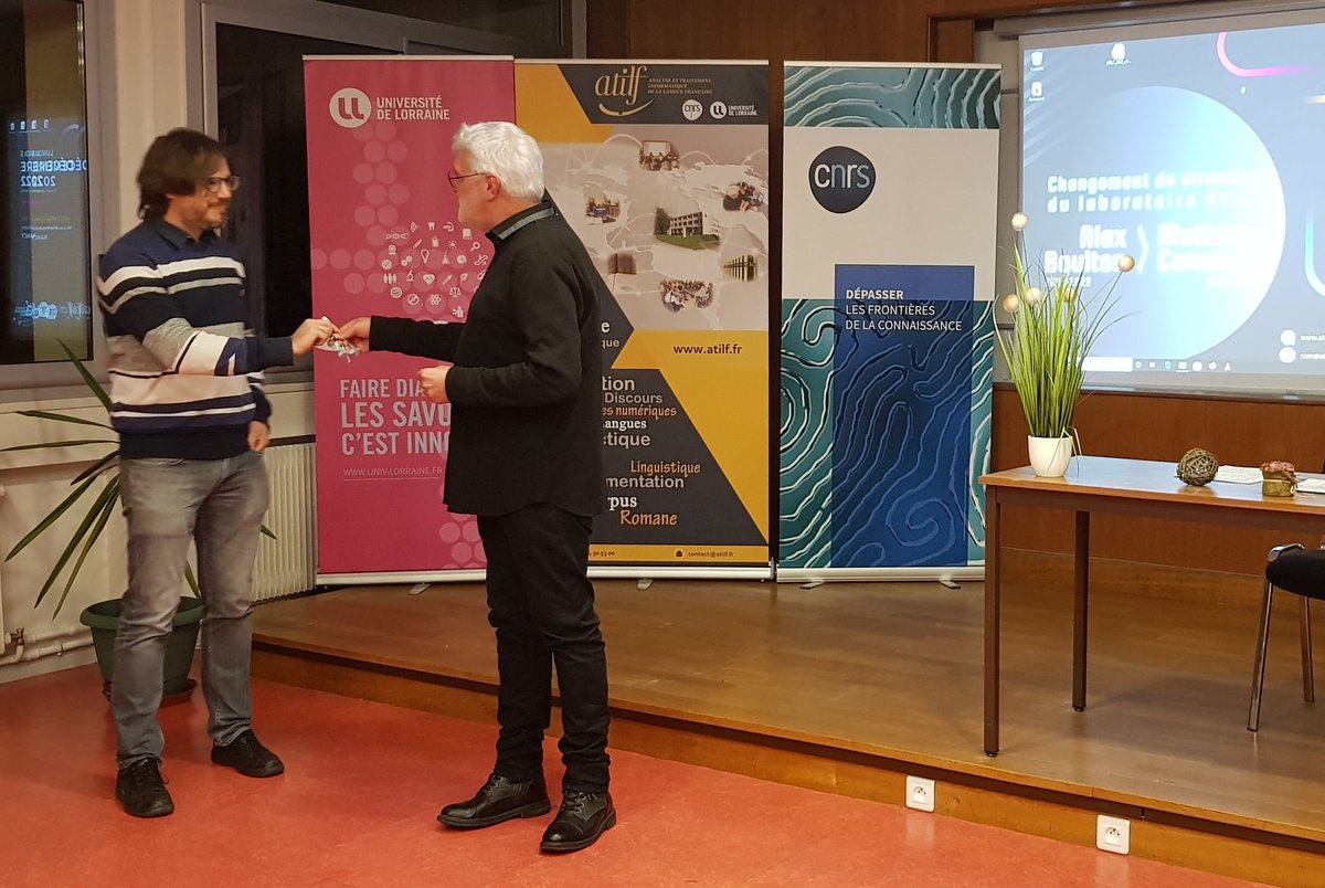 alanzeroti's tweet photo. Changement de direction au laboratoire ATILF-CNRS-UL. Un grand merci à Alex Boulton et aux équipes du laboratoire pour tout le travail mené sur #LyText et #CoText. Félicitations à Mathieu Constant, nouveau directeur, avec qui la #DRANE de Nancy-Metz poursuivra les partenariats. https://t.co/TufhMNdv4N