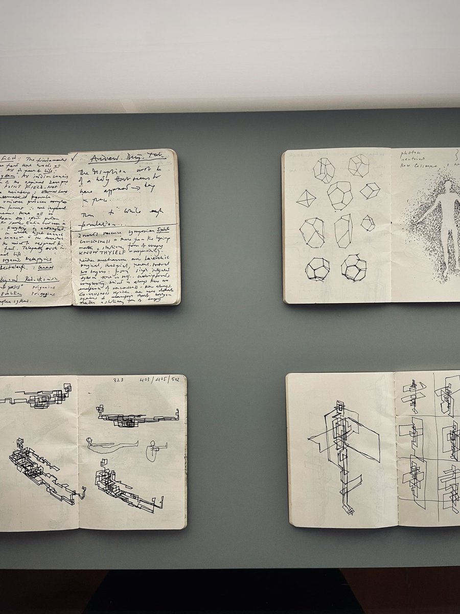 CaglaKplan's tweet photo. Mimar,1956’da Adriano Olivetti tarafından mekanı showroom olarak tasarlaması için görevlendirilir. Tasarıma verdiği önem nedeniyle güçlü bir üne sahip olan şirket,bu doğrultuda nadide bir isim tercih etmiş ki günümüze zamansız detaylarıyla ders niteliğinde bir yapı taşınmış. https://t.co/gpWTUB1jQ7