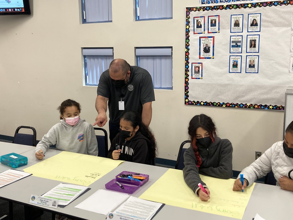 mtviewschools's tweet photo. Today, Dr. Andry welcomed the Superintendent’s Student Advisory Council representatives from each school for their first meeting of the school year.  #mvsdrocks https://t.co/XQVGVvS0lT