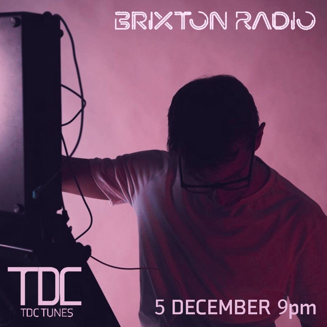 ThePixiePost's tweet photo. Are you in that #MondayMood ? Have no fear!
Allow @TDCTunes &amp; his magical #modsynth #music put a smile on your face. 

Don’t miss it!  Catch it here in 15 minutes:

https://t.co/FTvKaRz4Qq https://t.co/ffwUK5hugB
