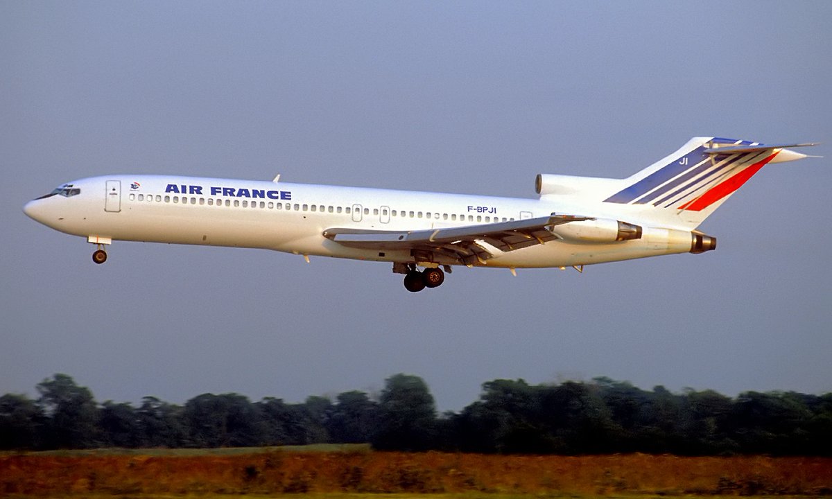 Shaun Connor (@av698) on Twitter photo Air France Boeing 727-200 F-BPJI on short final for runway 06 at Manchester. June 1983. <a href="/airfrance/">Air France</a> <a href="/manairport/">Manchester Airport</a> <a href="/BoeingAirplanes/">Boeing Airplanes</a> <a href="/TheAirchive/">The Airchive</a> <a href="/airwaysmagazine/">Airways Magazine</a> <a href="/_AirlinerWorld/">Airliner World</a> #aviationphotography #B727 Air France Boeing 727-200 F-BPJI on short final for runway 06 at Manchester. June 1983. <a href="/airfrance/">Air France</a> <a href="/manairport/">Manchester Airport</a> <a href="/BoeingAirplanes/">Boeing Airplanes</a> <a href="/TheAirchive/">The Airchive</a> <a href="/airwaysmagazine/">Airways Magazine</a> <a href="/_AirlinerWorld/">Airliner World</a> #aviationphotography #B727