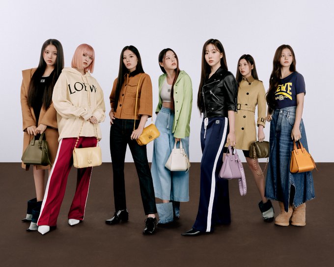 Remixing the new season with NMIXX

LOEWE global ambassadors NMIXX star in a new campaign featuring key