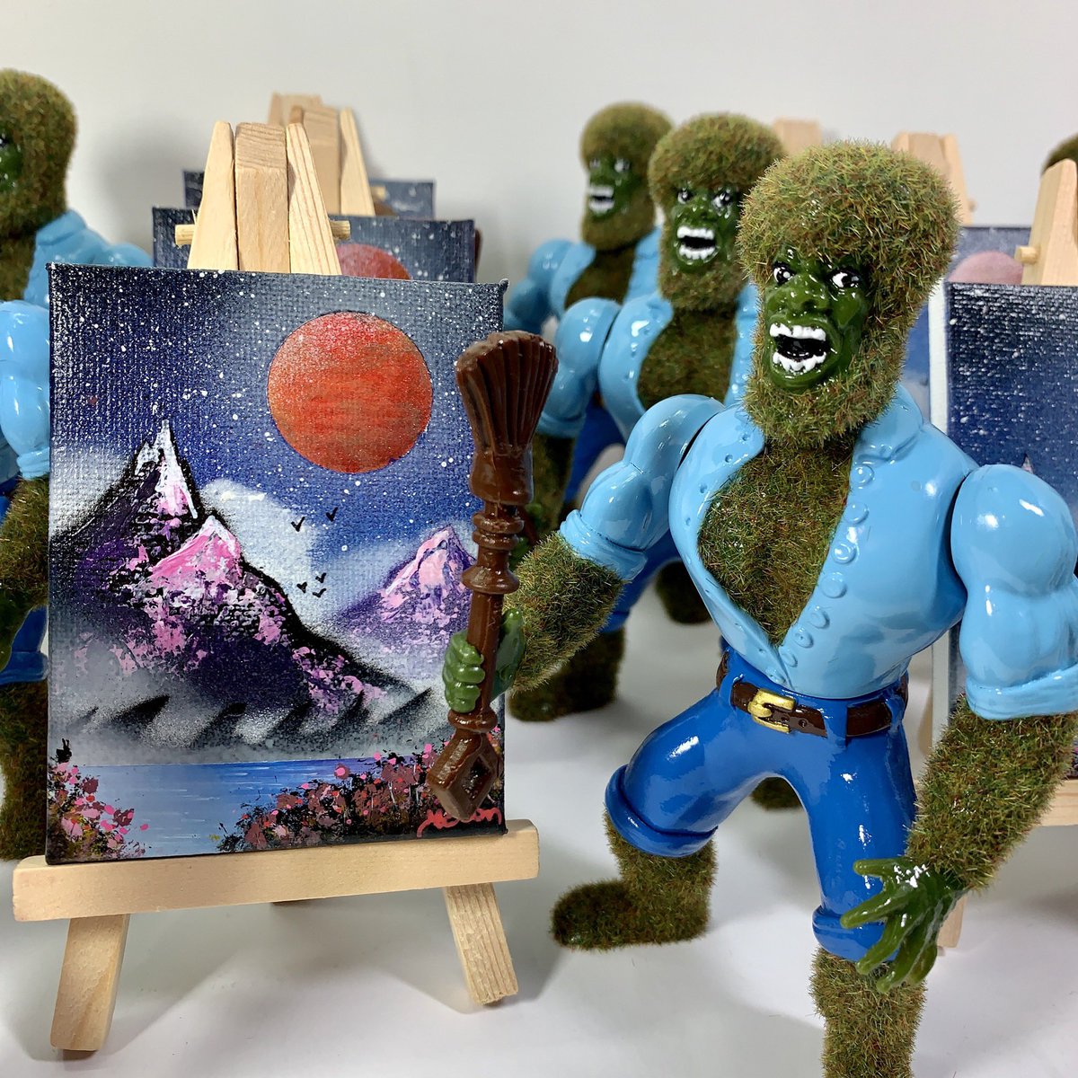 rainbowyawntoys's tweet photo. Bob Moss v1 🌳 
.
#bobross #mossman #happylittleaccidents #thejoyofpainting #joyofpainting #bootlegactionfigure #customactionfigures #customfigure #customfigures #fivepointfive #bootlegtoys #customtoys #rainbowyawn #arttoy #happylittletrees #hemanandthemastersoftheuniverse https://t.co/4XsHlOScKk