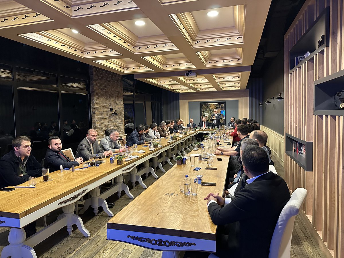 Başkent Ekonomi Platformu “Ekonomi Buluşmalarında”Moldova Cumhuriyeti Büyükelçisi Sn. Dmitri Croitor’u ağırladık. 
Kendilerine bilgilendirmeleri için teşekkür ederiz.