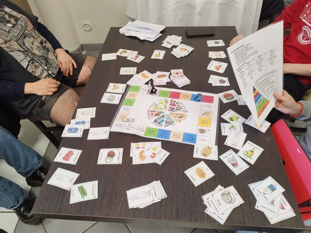 camel_lp's tweet photo. 🏅COE "objectif @Paris2024 " des 1RES : ateliers tournants autour de la nutrition en présence du nutritionniste du @creps Toulouse #motivation @actoulouse @AMaizier https://t.co/gBotpnEnz9