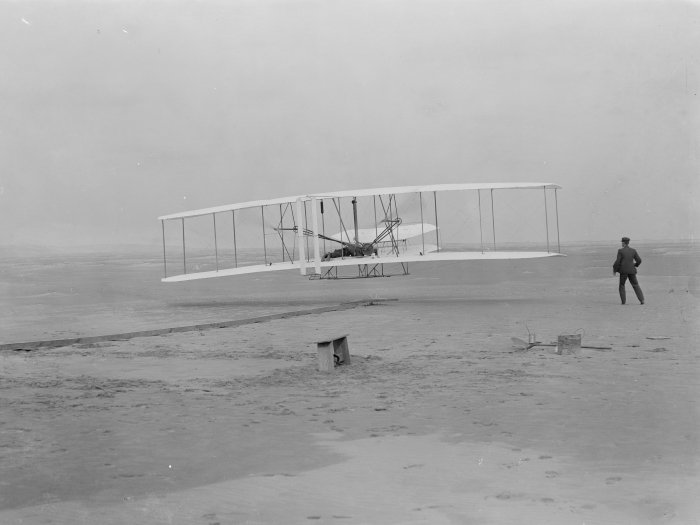 On Dec. 17 at 9 a.m., Wright Brothers National Memorial will celebrate the accomplishments of Wilbur and Orville Wright on the 119th anniversary of their first heavier-than-air, controlled, powered flight. Park entrance fees are waived on this special day. nps.gov/wrbr/learn/new…