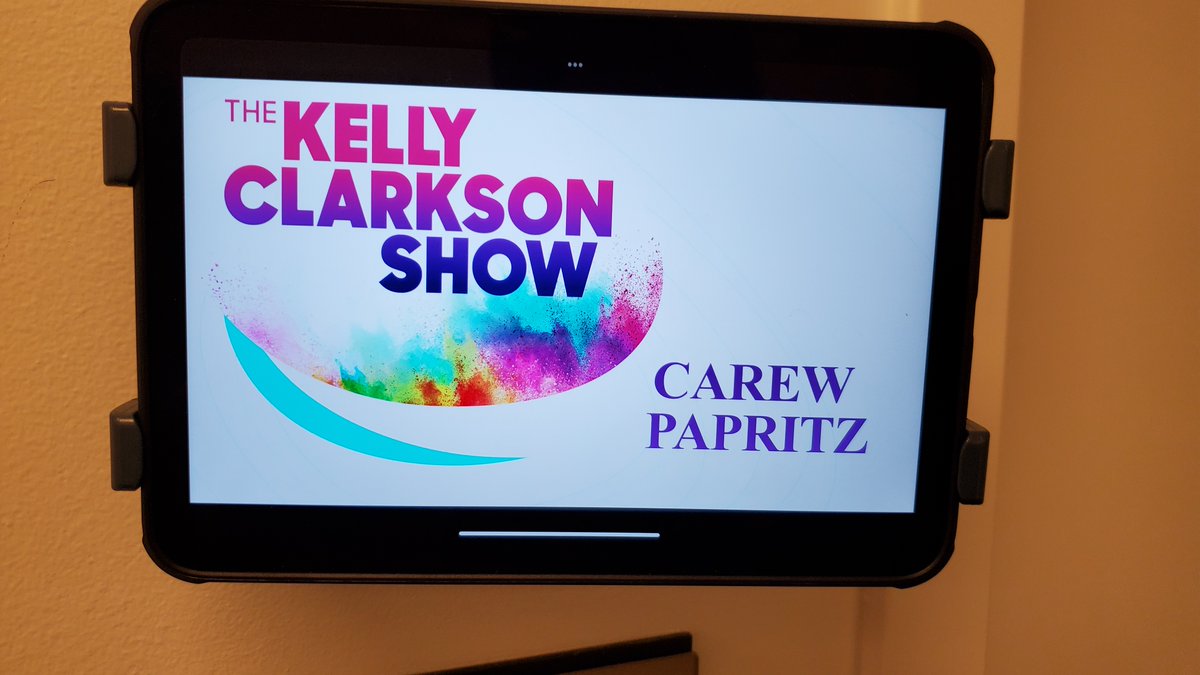 Today, I'll be on the Kelly Clarkson show!    
We will be talking about Project Gratitude, National Thank You Letter Day &amp; the Guinness World Record.
Kelly was so lovely to work with.  Very sweet and very genuine.  A BIG thank you to Kelly and her staff!   <a href="/KellyClarksonTV/">The Kelly Clarkson Show</a>