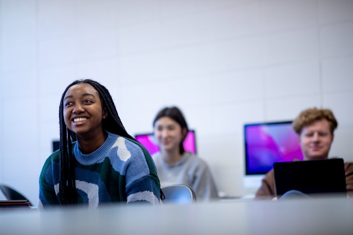 TempleUniv's tweet photo. Owls, let us know what you thought of your courses this semester! Student Feedback Forms (SFF) only take a few minutes and they're completely confidential. Submit by Dec. 8 at 8 a.m.: https://t.co/Plo5D52tS9 https://t.co/d9lB4XMjrT