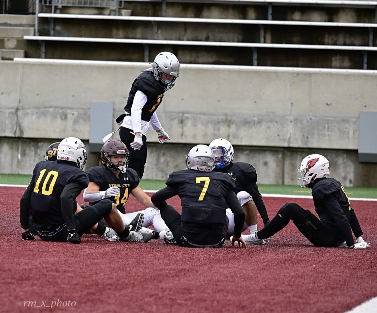 ryanbegadon's tweet photo. Had a great time representing the best league in the province at the Steel city bowl this past Saturday! @HWCDSB https://t.co/HdWn1BAexf