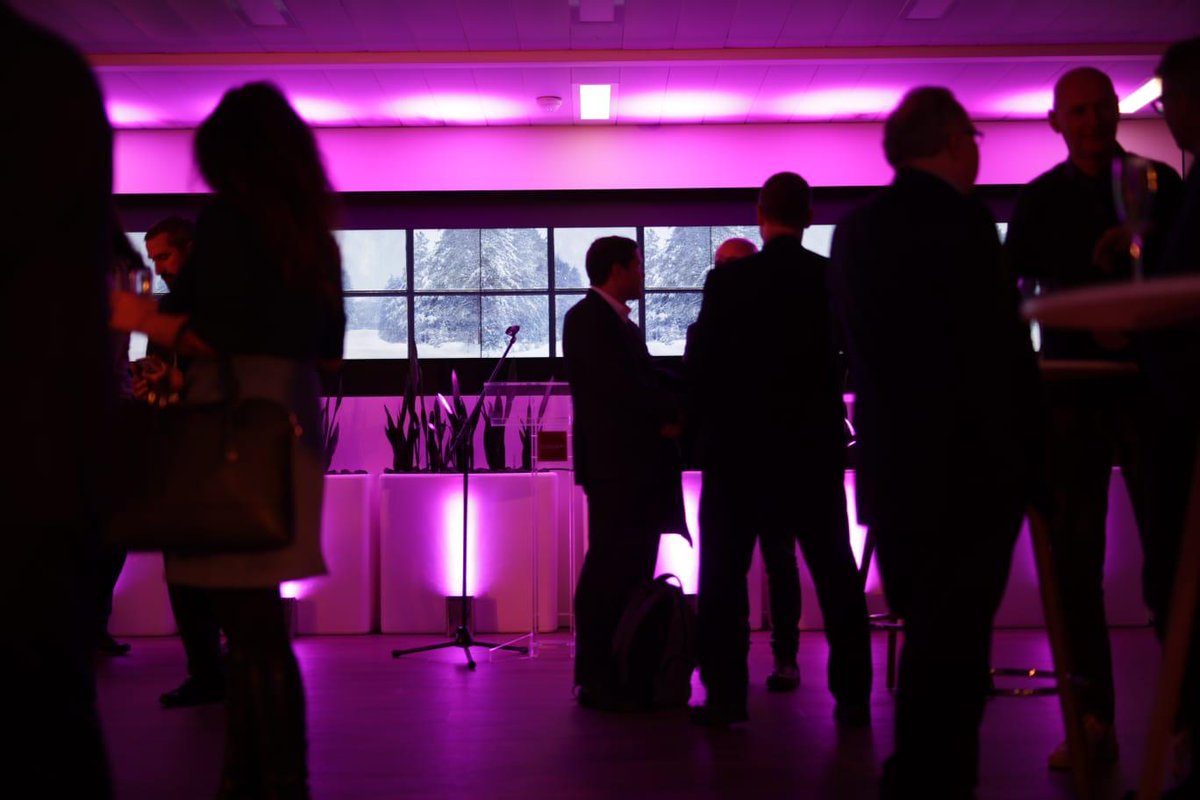 GSMAEurope's tweet image. 🤝 Thank you @KostasMasselos, the incoming @BERECeuropaeu 2023, for joining the GSMA Winter Reception and sharing key upcoming priorities of the next year. 
Also big thanks to our members and friends who joined tonight&apos;s event.