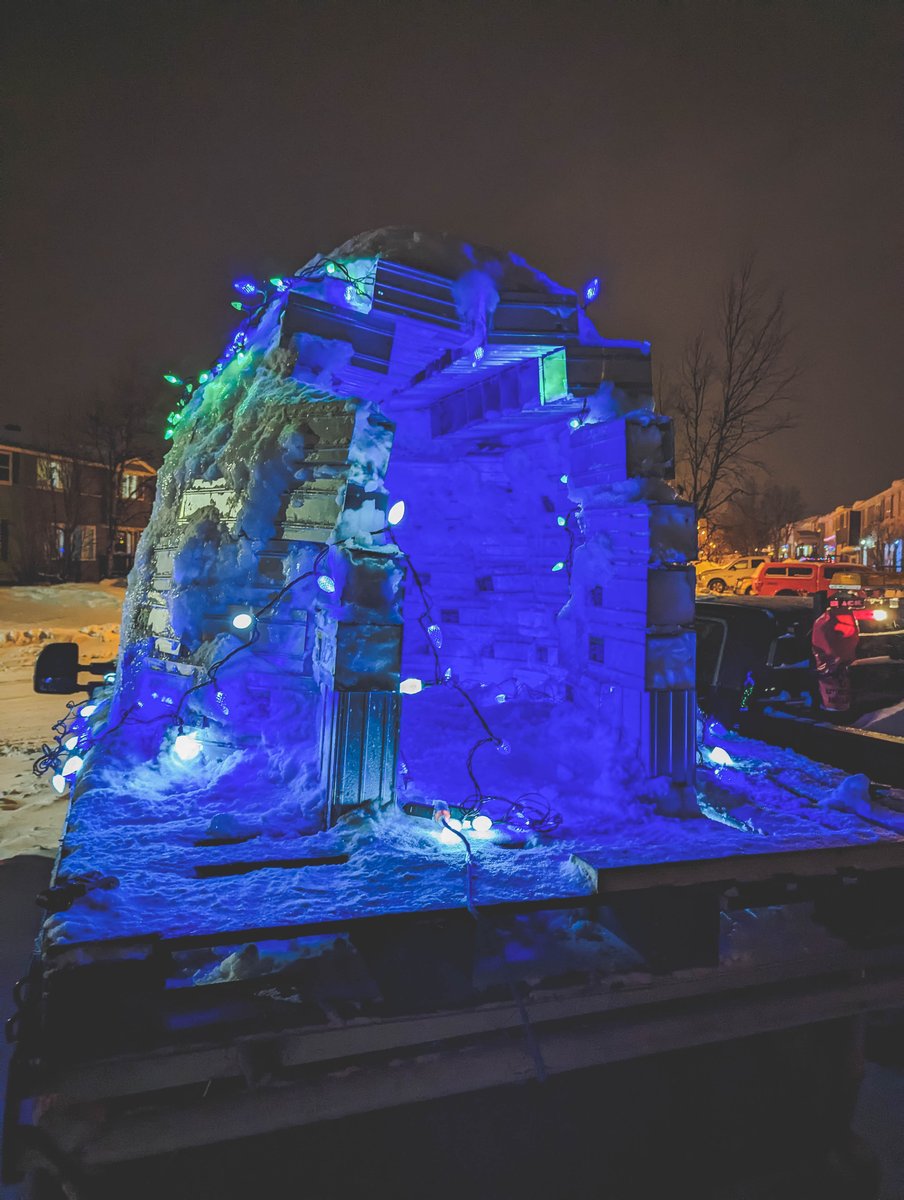 Block_Lab's tweet image. We had a blast preparing our first ever 100% ELECTRIC powered float and participating in this year&apos;s Santa Clause Parade! We even made our igloo out of recycled miner parts! 🎅⚡️

Merry Christmas from BlockLab!