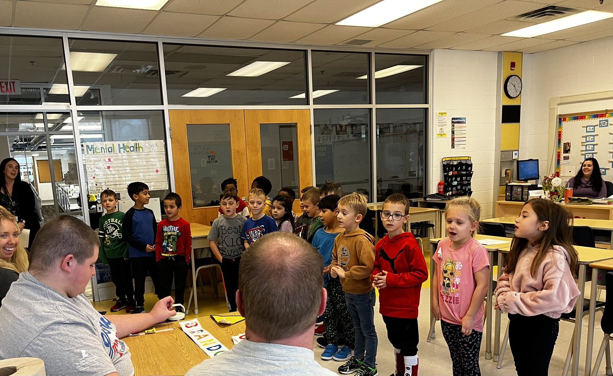 MrsSHill's tweet photo. The best way to spread Christmas cheer is singing loud for all to hear. Our grade 1s spread some joy today by carolling around the school @stgcatholic https://t.co/Mv3ZTagbOZ
